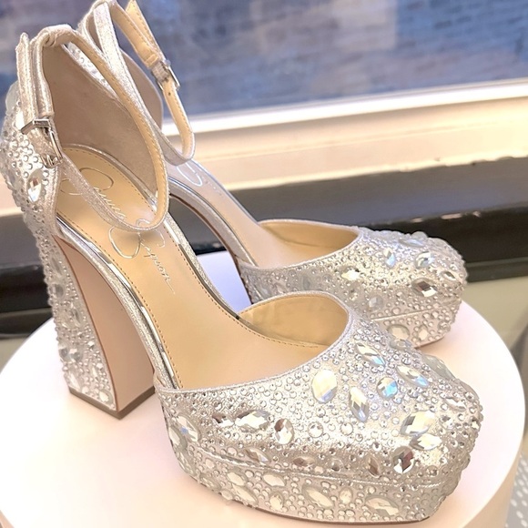 🌸 JESSICA SIMPSON🌸 Dreama Sequined Platform Pump Size 7.5 M - Picture 2 of 11